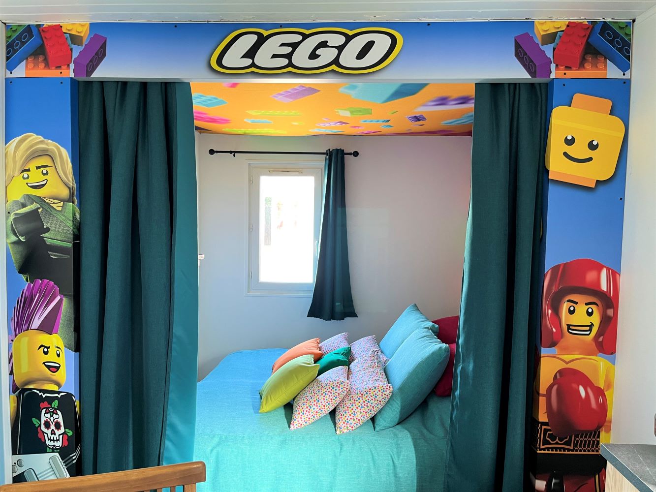 coin cinéma cabane lego camping cap d'agde la clape village
