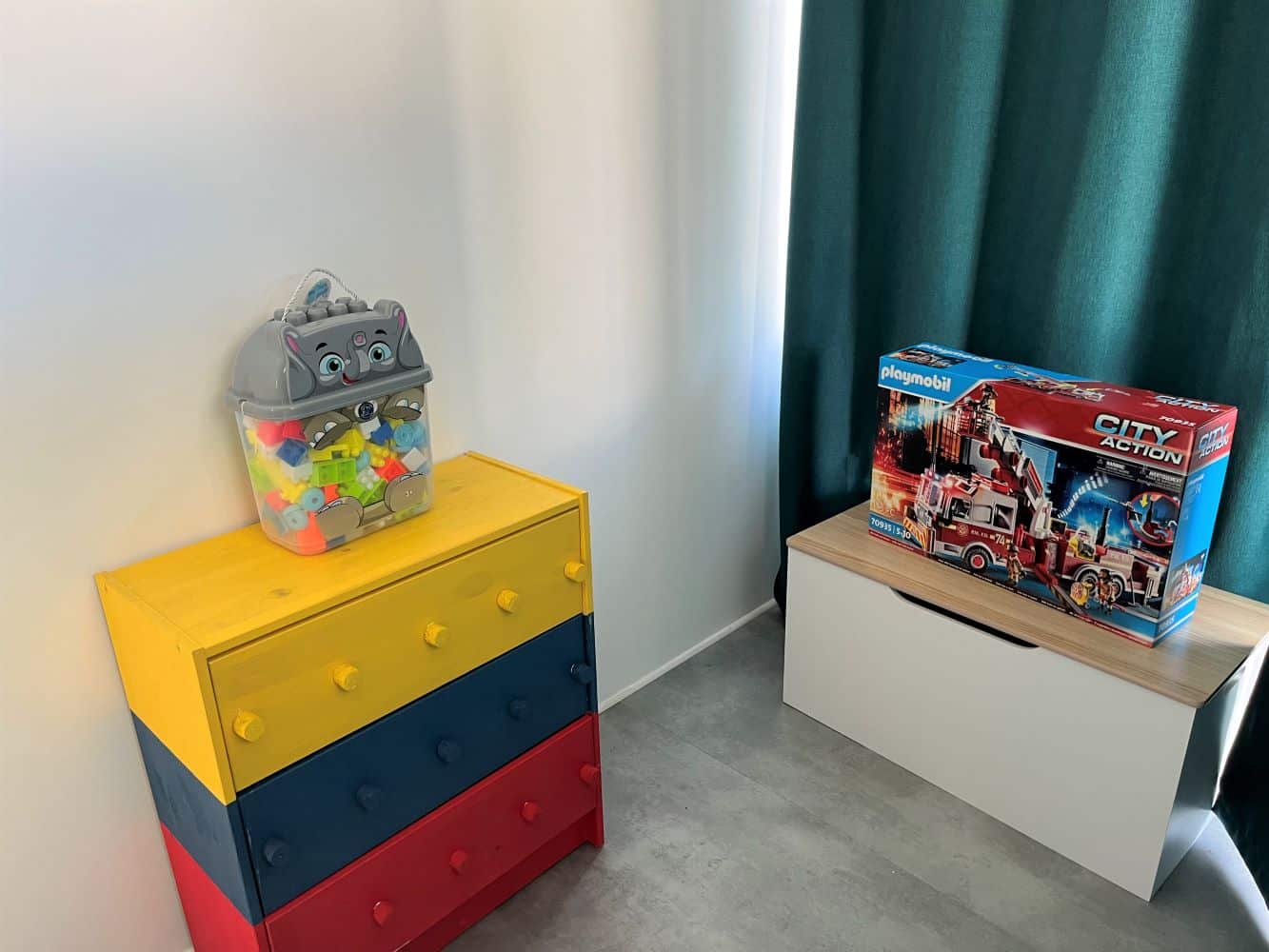 jouets enfants cabane cinema lego camping cap dagde la clape village.jpg