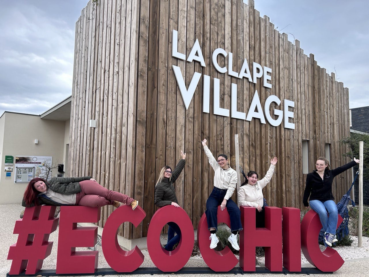 equipe communication clape village