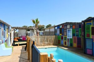 bali tribu camping la clape village cottage parks.jpg