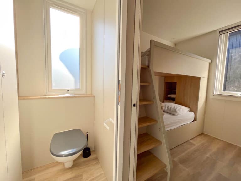 toilette salle de bain enfants camping cap d'agde la clape village cottage pool 3 chambres