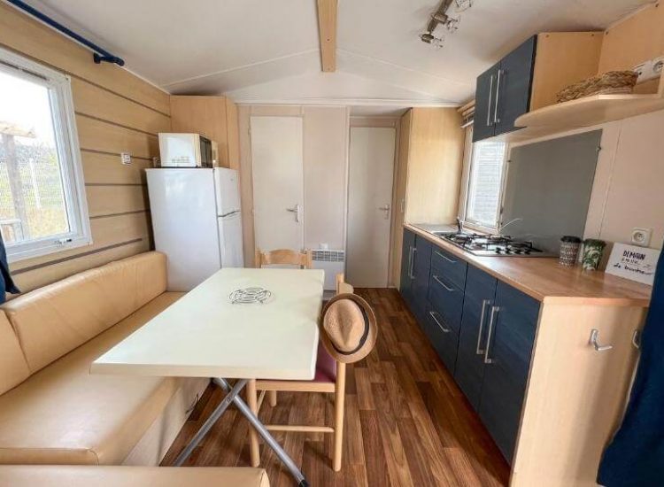 Mobile home basik camping La Clape Village