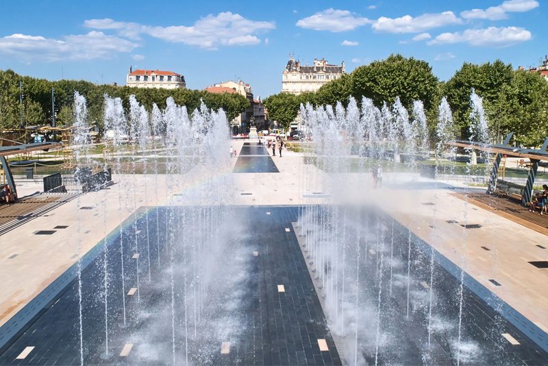 fontaine place jean jaures beziers