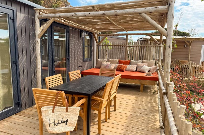 terrasse camping 5 étoiles cap d'agde la clape village cottage cosy 3 chambres